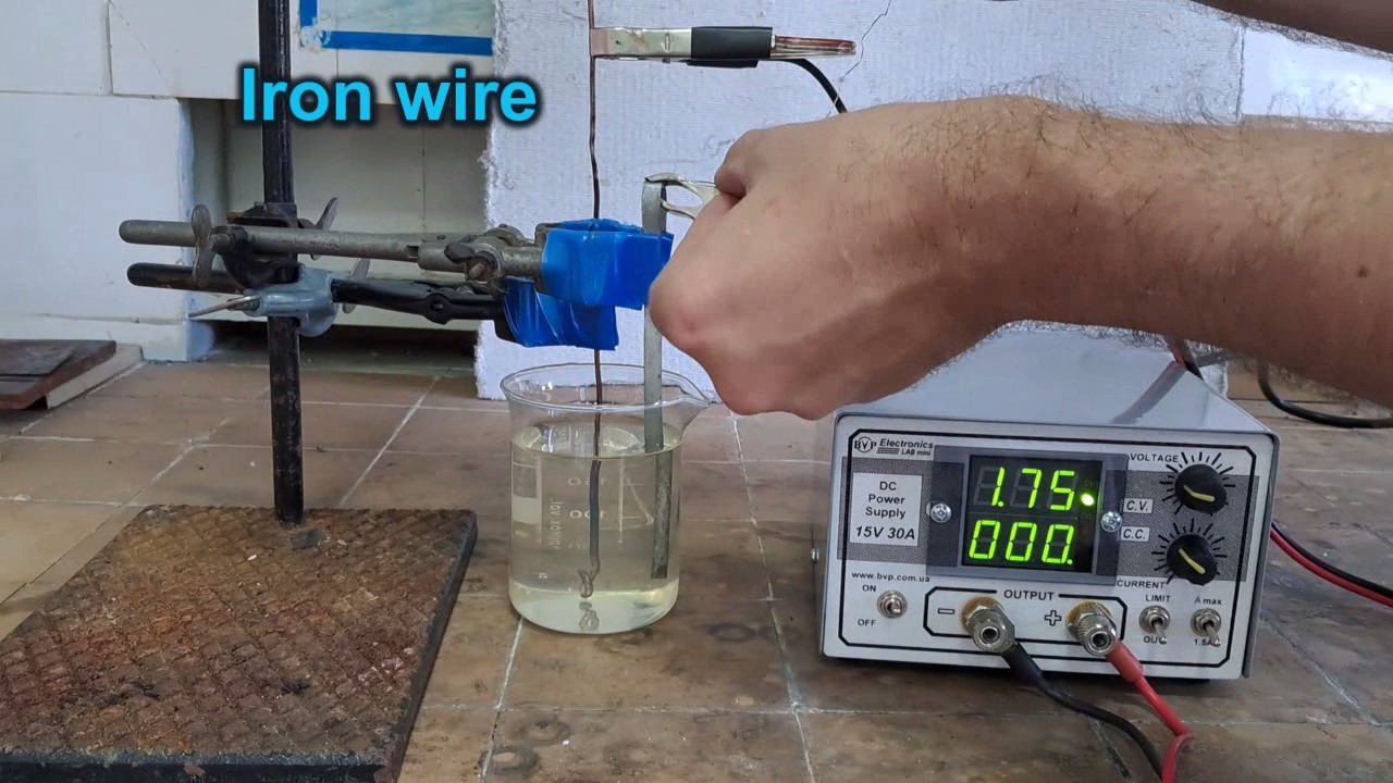 Electrolysis of hydrochloric acid (test of power supply unit)